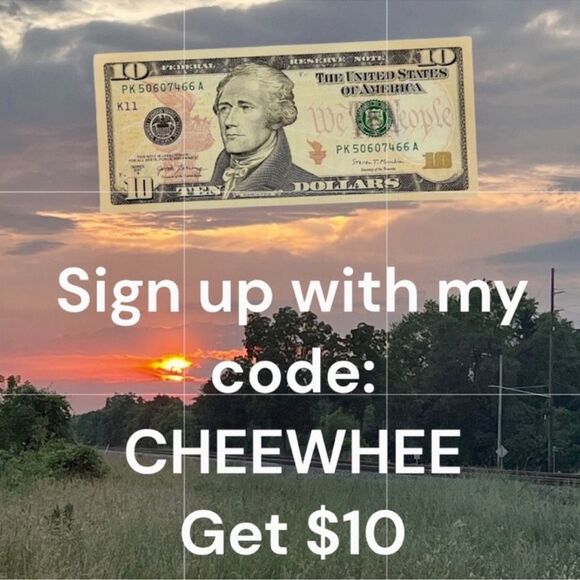 Wallflower(Kohl’s) Hoodie Gray Soft Knit Pullover Black Lace Appliqué Size M - Picture 12 of 16